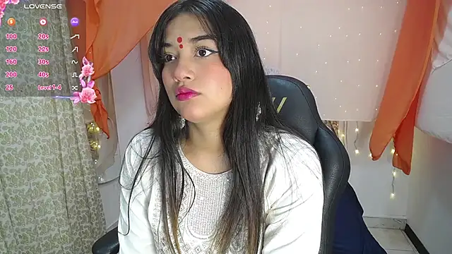 Snapshot of Sita_Nair chatting on 04-06-26, 12:06 Sita Nair online show from 04-06-26, 12:06