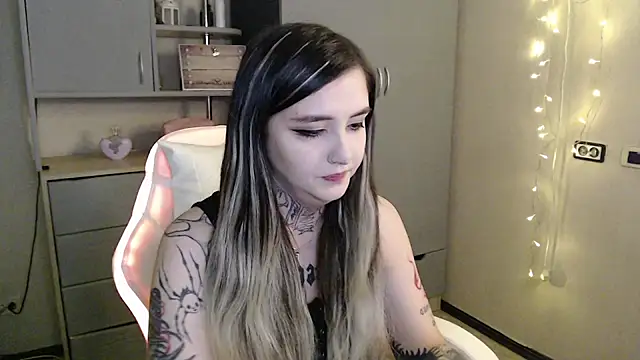 Rin Tozier online show from 03-20-26, 01:10