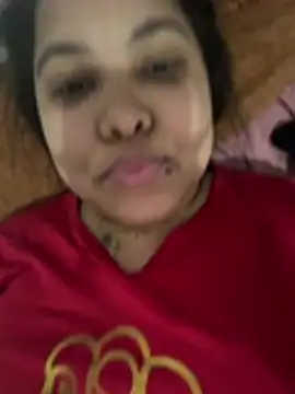 Snapshot of 009lesli chatting on 02-12-26, 04:29 009lesli online show from 02-12-26, 04:29