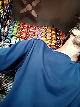 Snapshot of Beinghorny83 chatting on 03-03-26, 05:13 Beinghorny83 online show from 03-03-26, 05:13