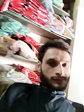 Snapshot of Beinghorny83 chatting on 03-16-26, 06:28 Beinghorny83 online show from 03-16-26, 06:28