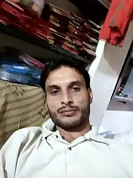 Snapshot of Beinghorny83 chatting on 03-30-26, 04:19 Beinghorny83 online show from 03-30-26, 04:19