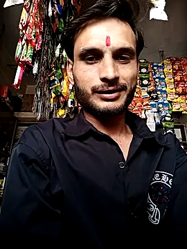 Snapshot of Beinghorny83 chatting on 04-06-26, 06:47 Beinghorny83 online show from 04-06-26, 06:47