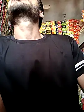 Snapshot of Beinghorny83 chatting on 04-12-26, 09:47 Beinghorny83 online show from 04-12-26, 09:47