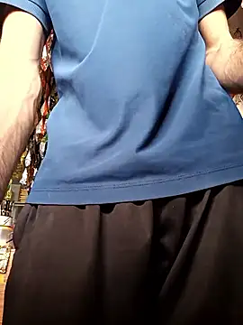 Snapshot of Beinghorny83 chatting on 04-14-26, 05:57 Beinghorny83 online show from 04-14-26, 05:57