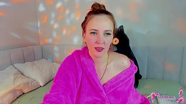 Snapshot of she_wolf chatting on 03-25-26, 03:51 she wolf online show from 03-25-26, 03:51