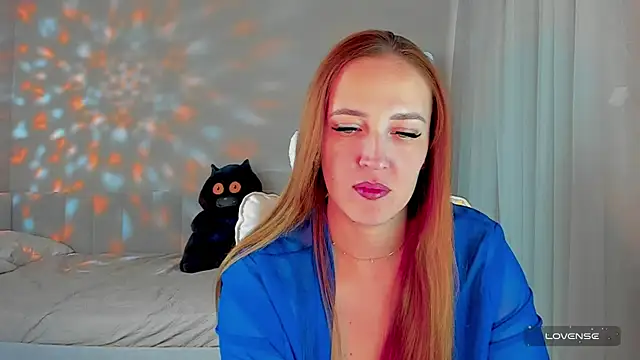 Snapshot of she_wolf chatting on 04-12-26, 06:51 she wolf online show from 04-12-26, 06:51