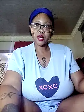 Snapshot of ShantelBootyBoobs chatting on 04-14-26, 07:14 ShantelBootyBoobs online show from 04-14-26, 07:14