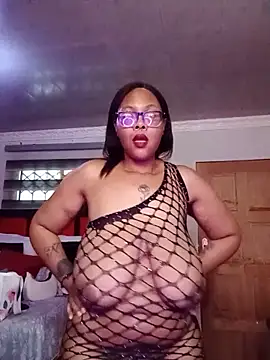 Snapshot of ShantelBootyBoobs chatting on 06-28-26, 02:12 ShantelBootyBoobs online show from 06-28-26, 02:12