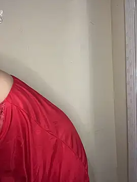 Snapshot of Larinhap chatting on 03-18-26, 01:53 Larinhap online show from 03-18-26, 01:53