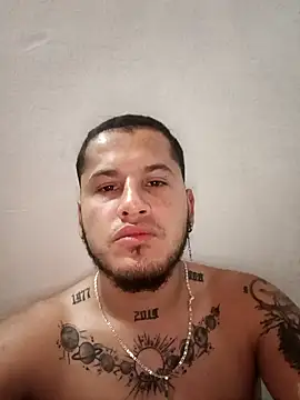 Snapshot of lenin9 chatting on 02-15-26, 04:20 lenin9 online show from 02-15-26, 04:20