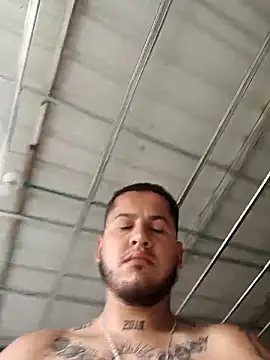 Snapshot of lenin9 chatting on 03-25-26, 01:06 lenin9 online show from 03-25-26, 01:06