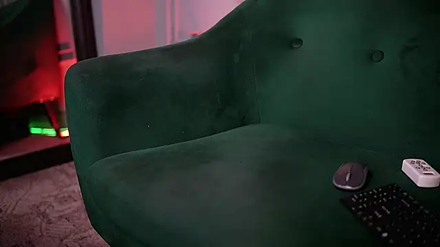 Snapshot of NaomiAmora chatting on 04-03-26, 06:17 NaomiAmora online show from 04-03-26, 06:17