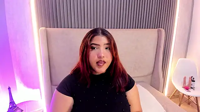 Snapshot of VanessaLanz chatting on 04-19-26, 12:48 VanessaLanz online show from 04-19-26, 12:48