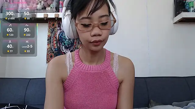 GloryKulikowski online show from 04-06-26, 02:20