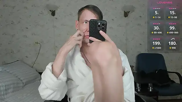 Snapshot of Erick_Wilson chatting on 03-13-26, 05:14 Erick Wilson online show from 03-13-26, 05:14