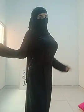 aminaa  online show from 07-15-26, 09:31