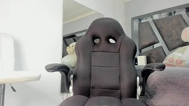 Snapshot of ElektraBomdans chatting on 04-09-26, 04:01 ElektraBomdans online show from 04-09-26, 04:01