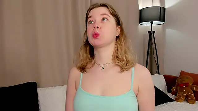 MaraaSwan online show from 04-11-26, 01:43