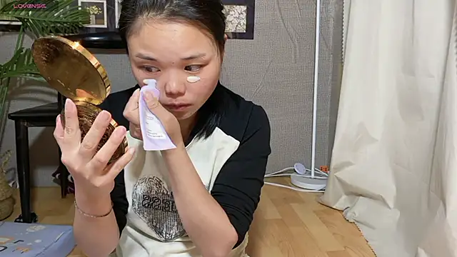 xiaosu22 online show from 04-06-26, 05:08