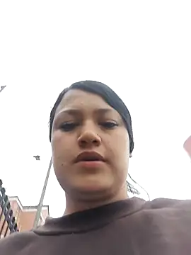 Bloom Dahlia online show from 03-18-26, 09:51