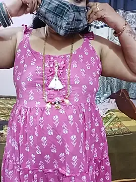 Snapshot of Kannadasexywifes chatting on 07-05-26, 01:45 Kannadasexywifes online show from 07-05-26, 01:45