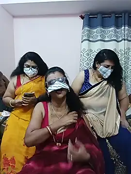 Snapshot of Kannadasexywifes chatting on 07-12-26, 04:09 Kannadasexywifes online show from 07-12-26, 04:09