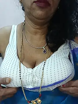 Snapshot of Kannadasexywifes chatting on 07-13-26, 06:16 Kannadasexywifes online show from 07-13-26, 06:16