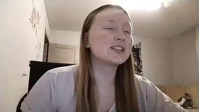 Snapshot of AnikaLipps chatting on 06-10-26, 12:33 AnikaLipps online show from 06-10-26, 12:33