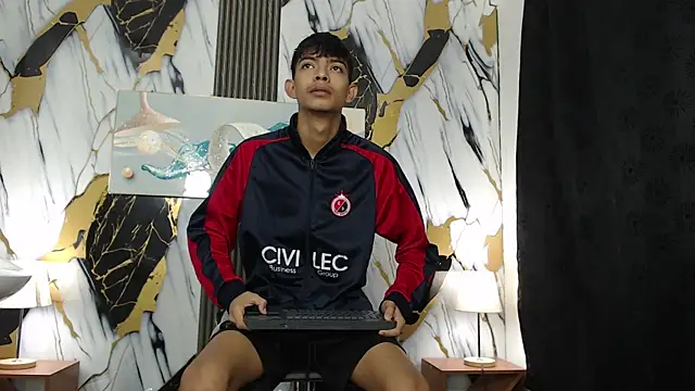 KITTY BOSH online show from 04-06-26, 01:12