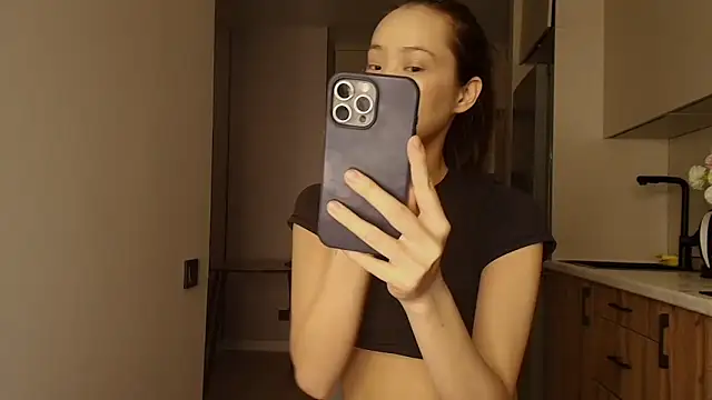 lilly sweeet online show from 03-06-26, 04:31