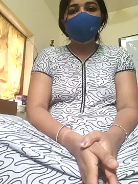 Tamil Luckly girl online show from 05-29-26, 06:00