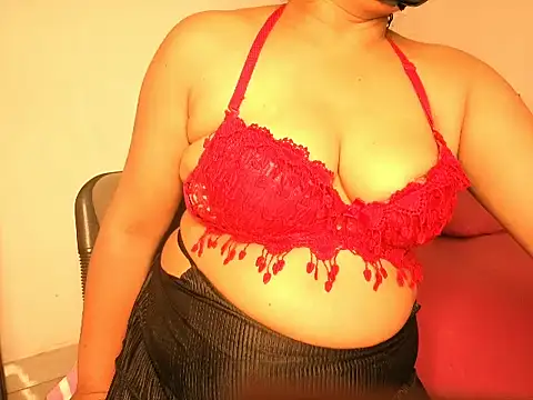 Liyona s online show from 05-15-26, 06:04