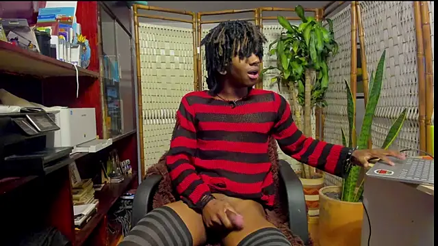 Mashall lee online show from 04-15-26, 07:21