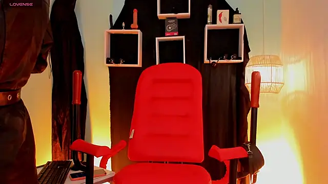 Maximoking26 online show from 06-16-26, 03:09