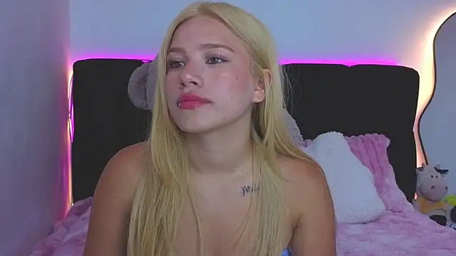 DollfaceInk online show from 04-15-26, 05:09