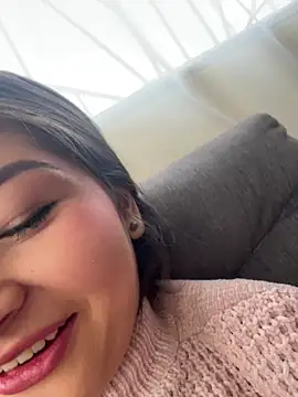 Aylin fire online show from 03-15-26, 02:56