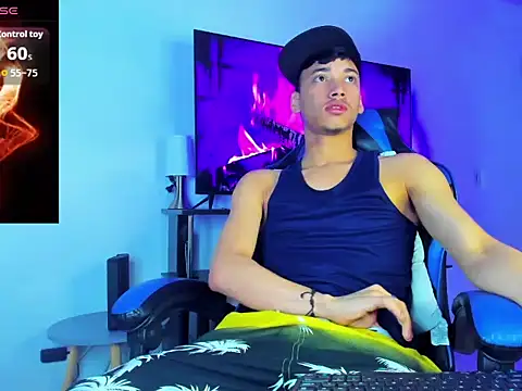 Snapshot of Lyam_Russo chatting on 03-28-26, 06:13 Lyam Russo online show from 03-28-26, 06:13