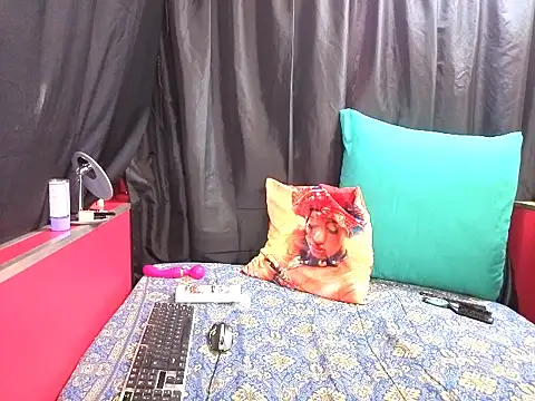 indiansexkitten23 online show from 05-30-26, 06:32