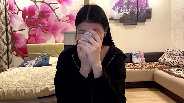 MaeRaads online show from 03-16-26, 06:34