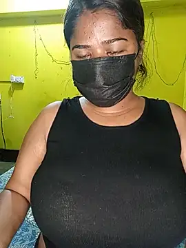 Snapshot of NISHHAA chatting on 07-07-26, 08:24 NISHHAA online show from 07-07-26, 08:24