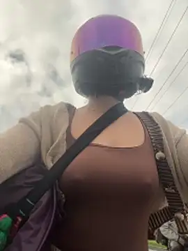 aleessiia online show from 04-20-26, 01:14