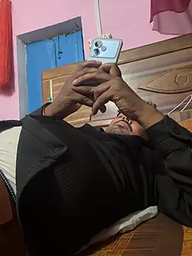 Snapshot of pussylicker9927 chatting on 04-24-26, 07:44 pussylicker9927 online show from 04-24-26, 07:44