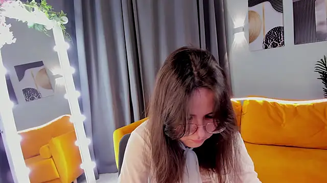 leylamirage online show from 04-08-26, 01:00