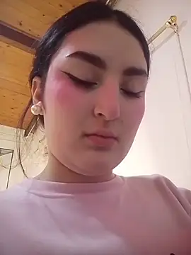 zoe moon   online show from 05-08-26, 11:04