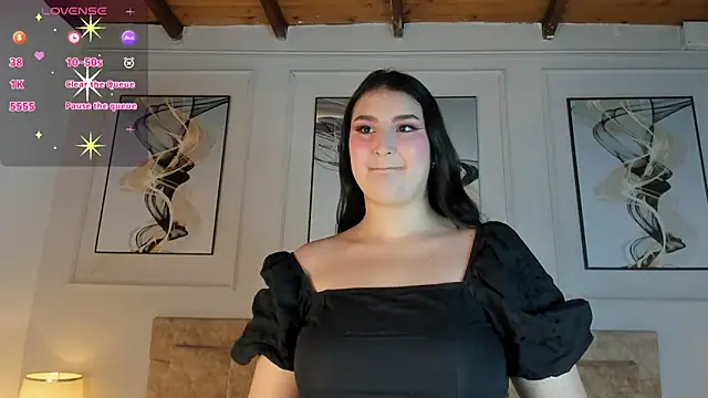 zoe moon   online show from 05-18-26, 02:34