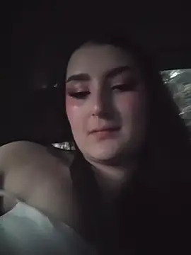 zoe moon   online show from 06-24-26, 11:09