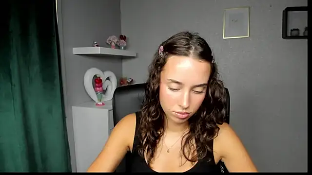 Snapshot of AdeleSolo chatting on 07-19-26, 11:36 AdeleSolo online show from 07-19-26, 11:36