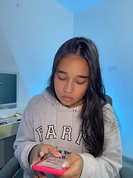I Samanthaa online show from 06-16-26, 11:40