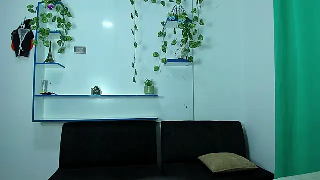 Snapshot of luna_sex_hot_ chatting on 03-13-26, 12:45 luna sex hot online show from 03-13-26, 12:45